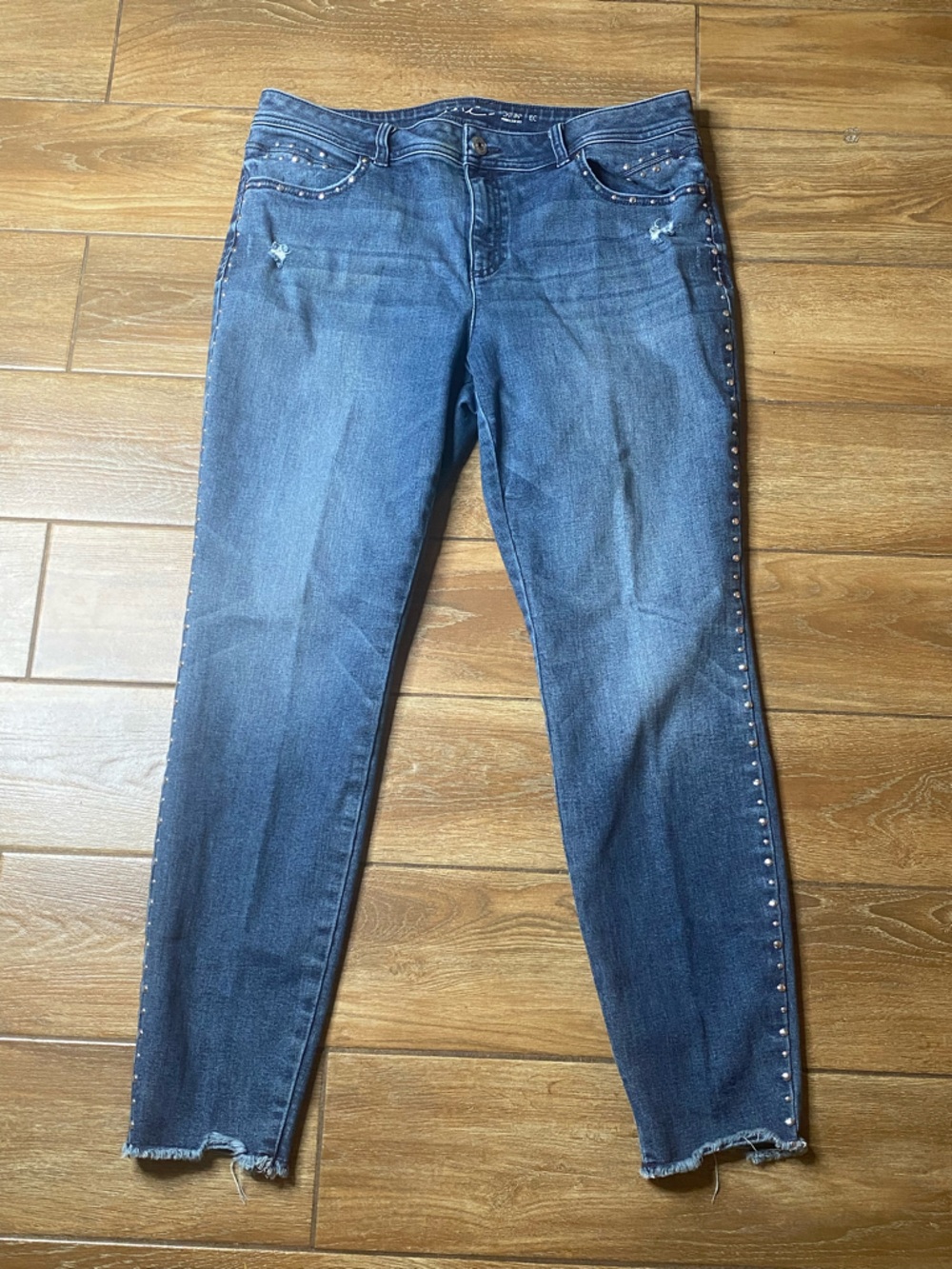 Inc International Concepts 14 Embellished Skinny Jeans - Picture 4 of 12